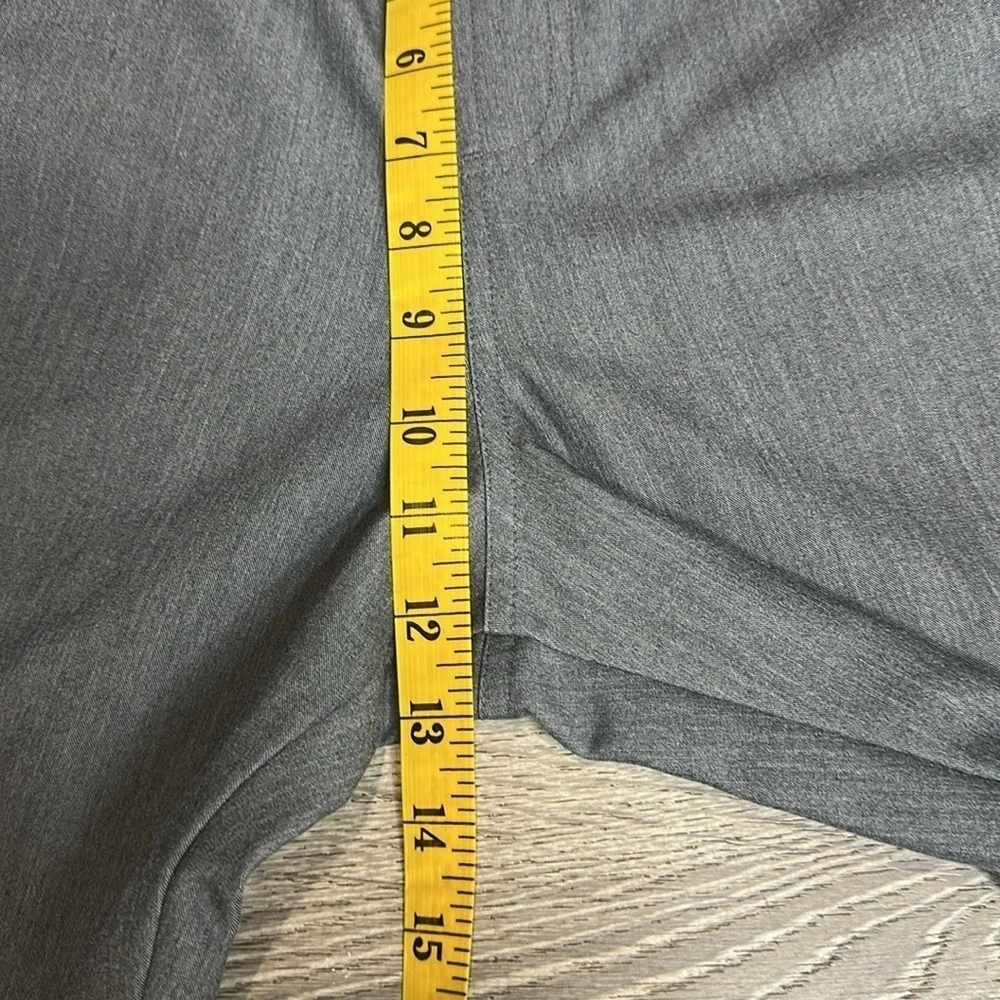 Figs Men’s Axim Cargo Scrub Pants in Graphite Sz M
